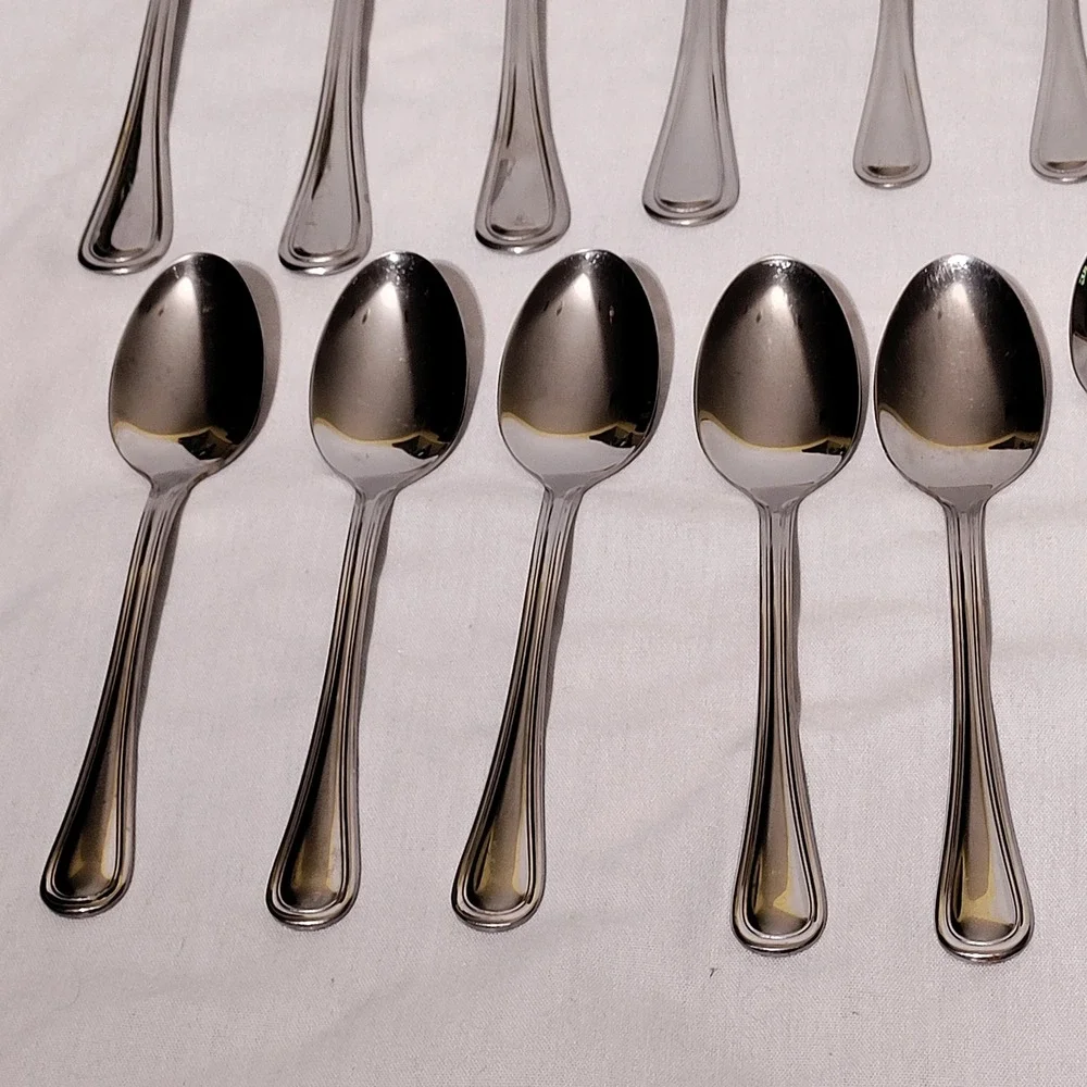 Oneida Tress Hollis Stainless Steel Flatware Set 29pc